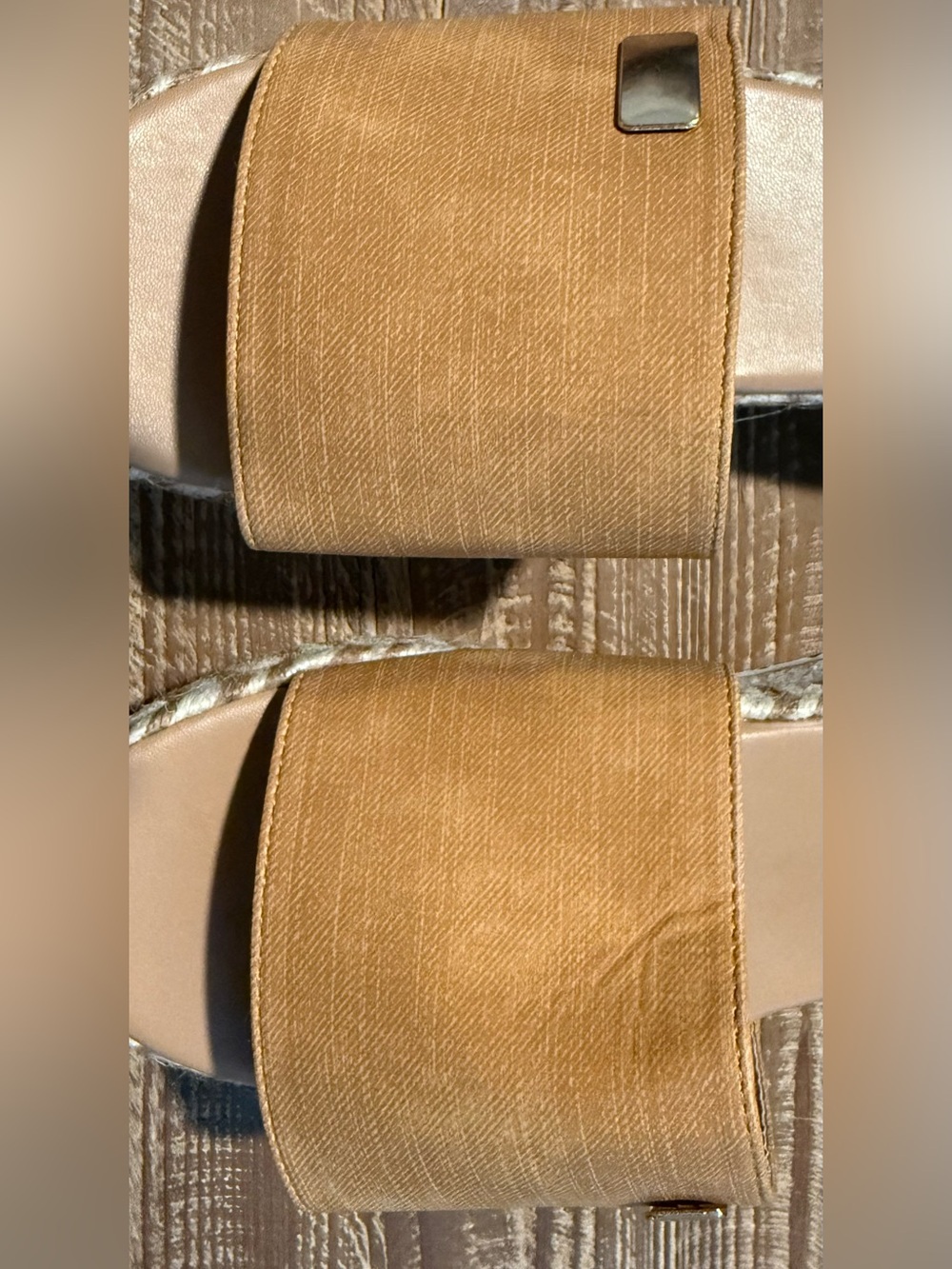 Women’s Tan Slide Sandals - Casual Summer Comfort - Picture 4 of 4